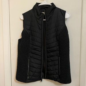 Christopher and banks vest size small